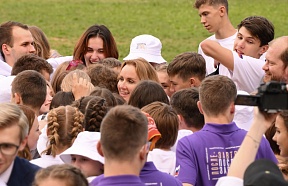 Activities of the Russian Federation Presidential Commissioner for Children’s Rights Maria Lvova-Belova to protect children during a special military operation